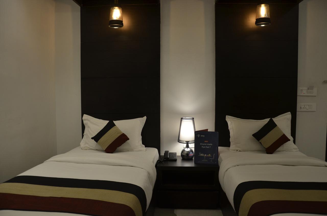 Oyo 1358 Hotel Crossroad Λάκναου Εξωτερικό φωτογραφία