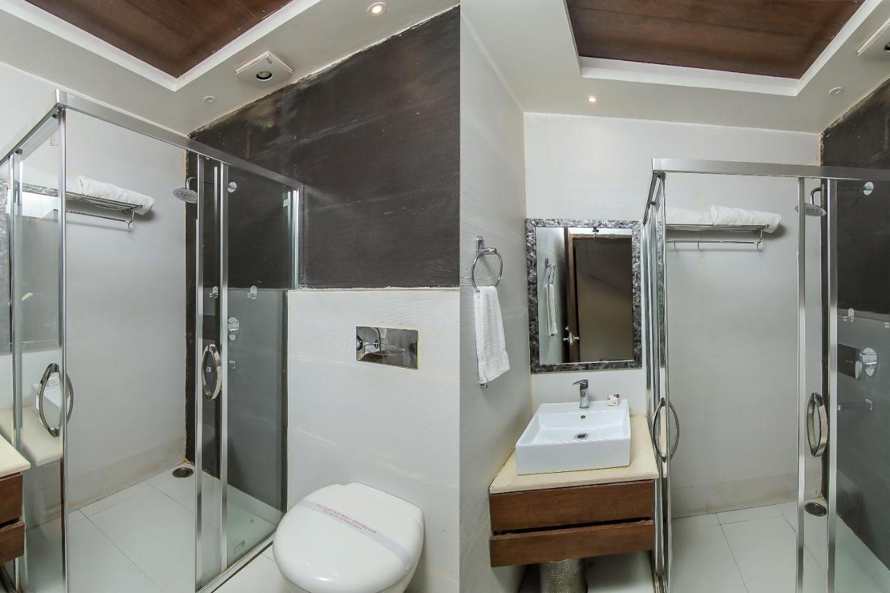 Oyo 1358 Hotel Crossroad Λάκναου Εξωτερικό φωτογραφία