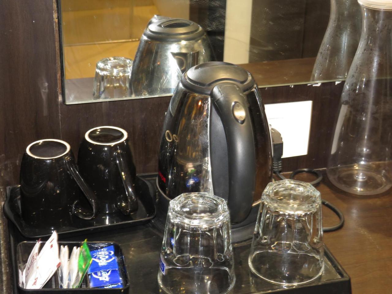 Oyo 1358 Hotel Crossroad Λάκναου Εξωτερικό φωτογραφία